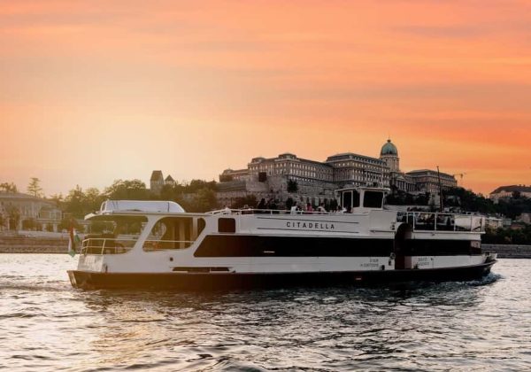 Watch the Sun Set Over Budapest: How to Enjoy the Perfect Evening Cruise